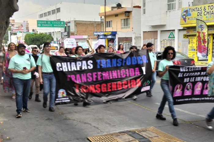 Población trans exige al Congreso local ley de identidad de género en jornada de visibilidad