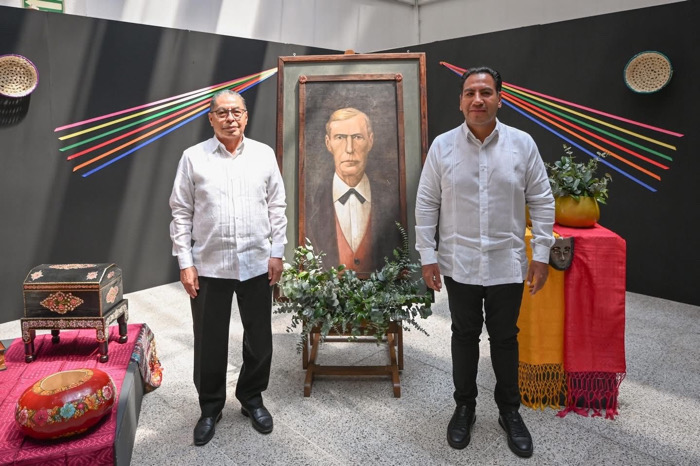 Gobernador Eduardo Ramírez Aguilar impone medalla “Ángel Albino Corzo Castillejo” a Florentino Pérez