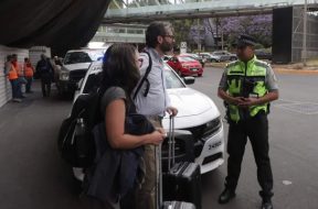 35548087-1F77-427F-89F7-44D9EBE7F7A7