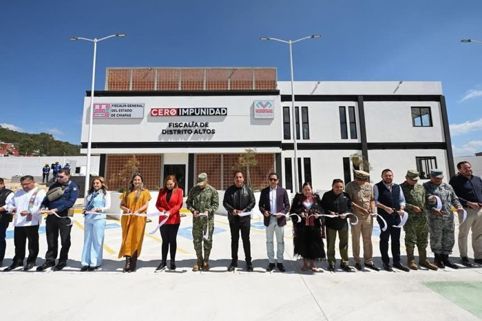 Eduardo Ramírez y Jorge Llaven inauguran instalaciones de la Fiscalía de Distrito Altos en San Cristóbal
