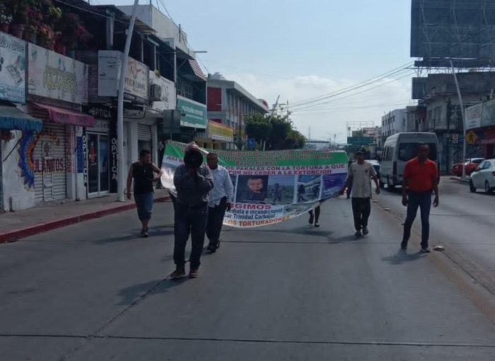 Integrantes de FEDROC se movilizan para pedir atención a caso de presunta tortura