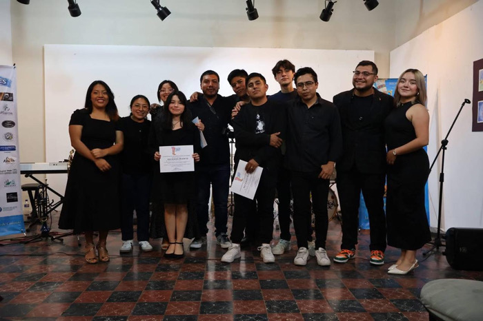 Vientos revueltos con el jazz / Al Sur con Montalvo