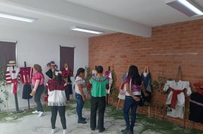 9921EDC9-3C4E-4C1B-8AD4-4A9C7226AF47