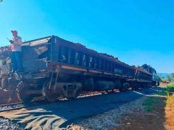 9E13231F-4DF0-4DF1-8135-BF2E8DB6B0B5