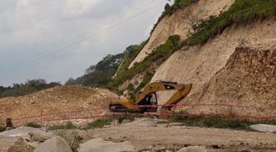 EB0CE3AC-7509-41C9-9B46-43BB9D42D30C