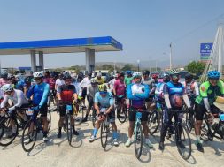 F2C82136-FB5E-4B1D-BDDD-2DDB00F97CE8