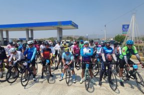 F2C82136-FB5E-4B1D-BDDD-2DDB00F97CE8