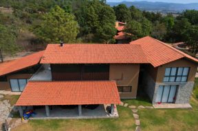 F41F1261-511F-4F88-8647-AF434944D252