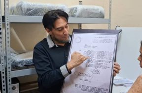 FA990C34-943E-4FF1-866A-4AA527657E58