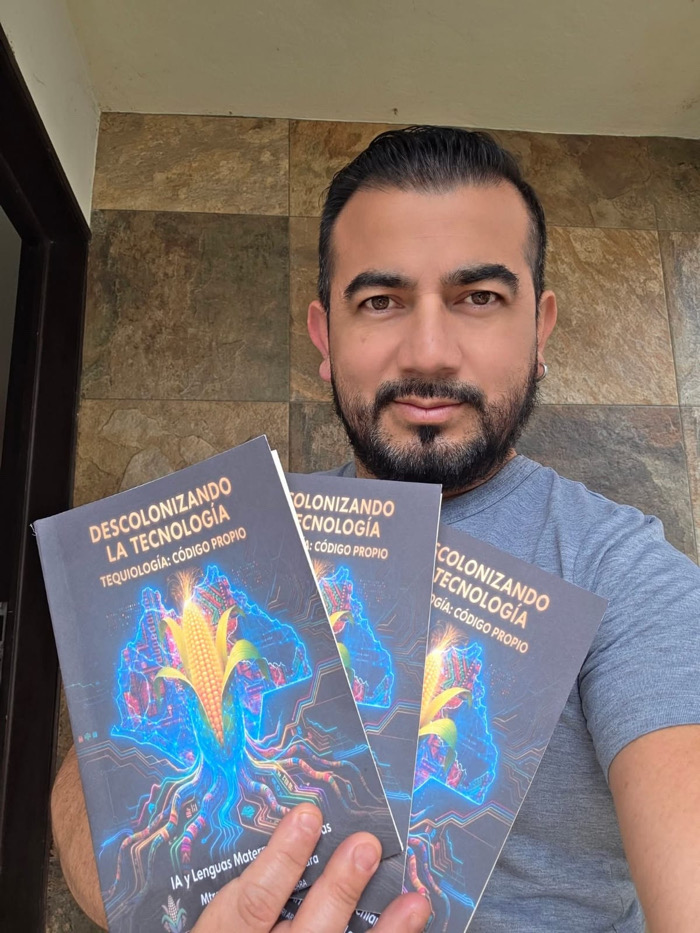 Presentación del Libro “Descolonizando la Tecnología: Tequiología, Código Propio” del Maestro Uri Armin Estrada Lara