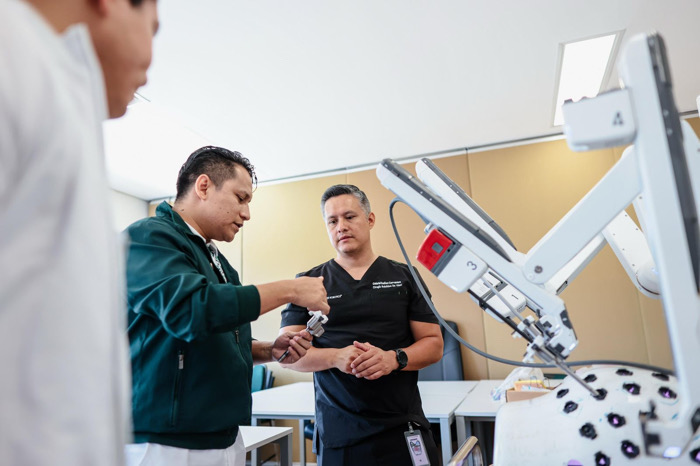 Realiza IMSS Chiapas capacitación en cirugía robótica con sistema Da Vinci