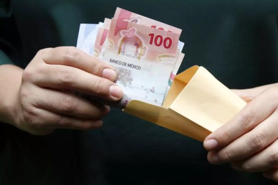 0478D6F9-3A18-4CC5-8A83-C273032528BF