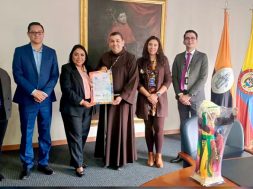 09FCD542-9F25-441F-93FD-5A336A3C84F3