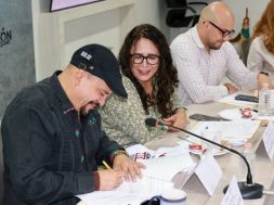 2BB9E022-7BDB-404A-BD65-4FC249BBB909