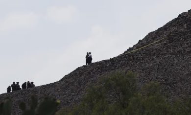 2D9E2E41-5A3A-4ED3-B52C-8FA7DDD3854A