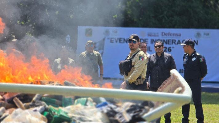 Asiste secretario de Seguridad del Pueblo a incineración de narcóticos en la 36a Zona Militar de Tapachula