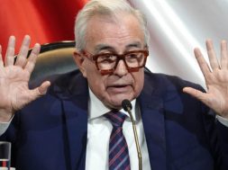 4F8B074E-5317-4E9F-9915-964C9BBD64CA