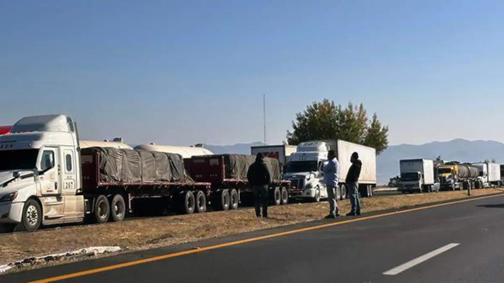 Cobros ilegales y amenazas en rutas hacia Tabasco y Veracruz