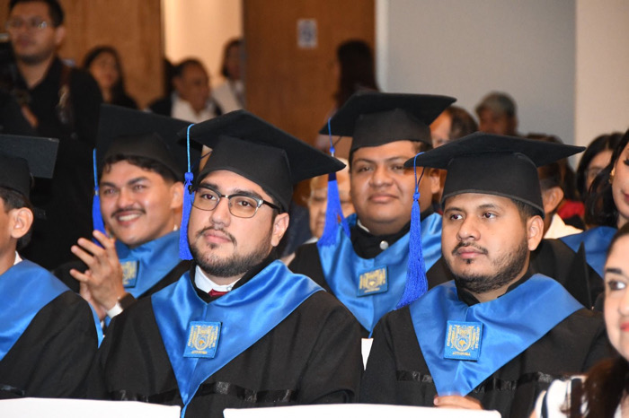 Se gradúa Segunda Generación de la Licenciatura en Derecho de la UNACH en Tapachula