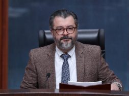 8AA24E66-C606-4D6F-B7AA-D791D68B1945