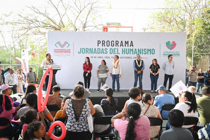 Con Jornadas del Humanismo, Eduardo Ramírez lleva atención directa y cercana a colonias de Tuxtla