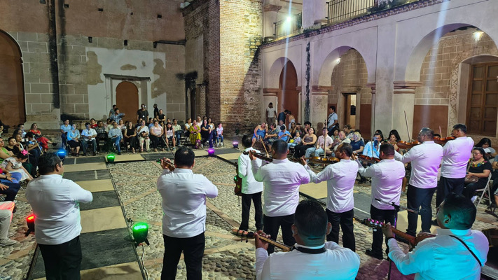 “Raíces de mi Tierra”: moda chiapaneca que honra la tradición en San Cristóbal
