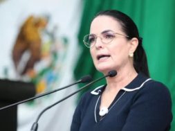 B5A7DBDA-0678-4A02-9F39-272EFCC18478