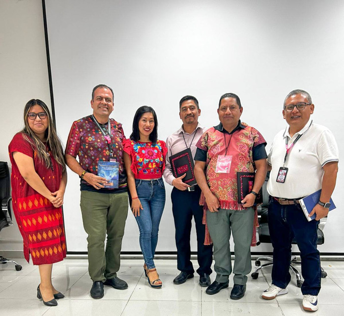 Concluyen cursos de tsotsil con presentación editorial en Chiapas