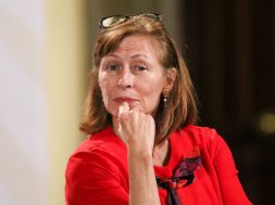 D11F5BB1-5552-4D1F-AB4F-9EB782FE405C