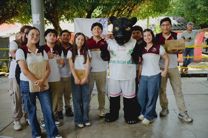 Cecytech y TBC continúan con la entrega de fichas para el ciclo escolar 2026–2027