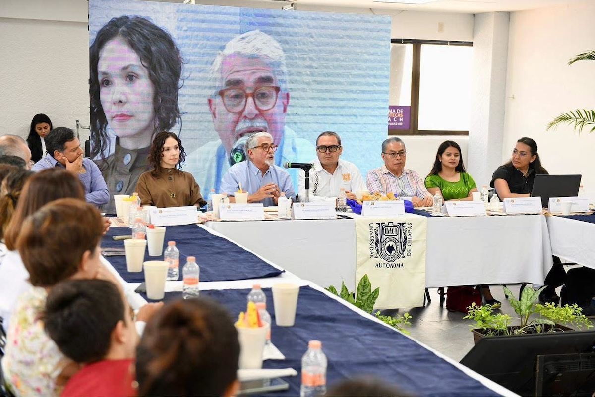 Presentan en la UNACH la actualización del Modelo Educativo Humanista Intercultural y Modelo Académico con visión 2050