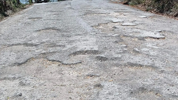 Comunidades de Ixtapa exigen reparación de carreteras 