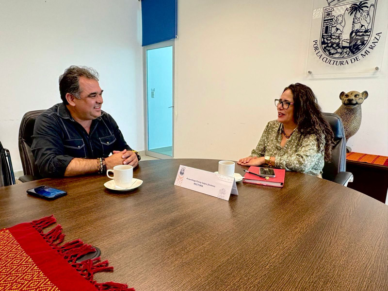 Buscan rectora de UNICACH y alcalde de Simojovel acercar educación superior a las y los jóvenes