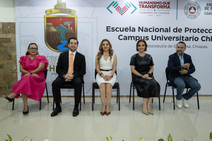 Entrega Enaproc Doctorado Honoris Causa a Enrique Guevara Ortiz