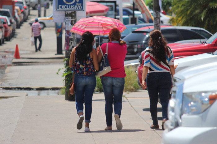 Millonario fondo para mujeres en medio de la violencia en Chiapas / Que rinda