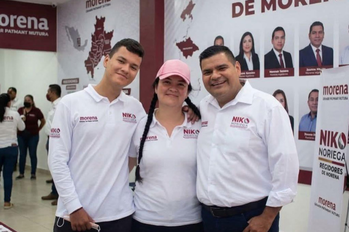 Dos años después / Ágora