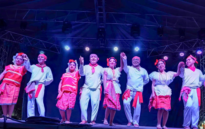 Música y danza unen comunidades en encuentro intercultural