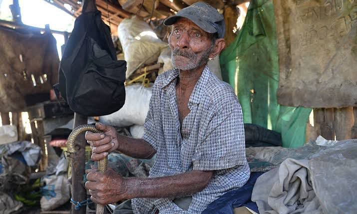 ¿Mexicanos y chiapanecos viejos y pobres?