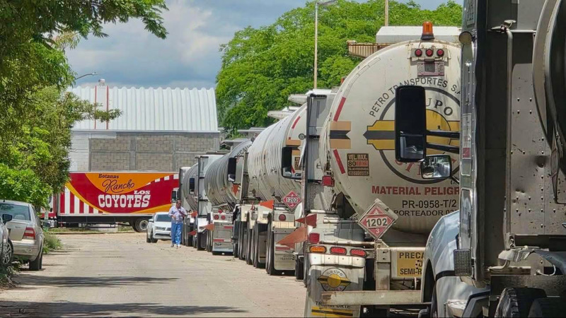 CNTE mantiene cerradas instalaciones de Pemex por tercer día consecutivo