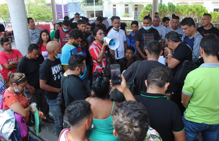 Migrantes en Tapachula anuncian tercera caravana 